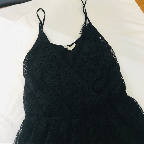 Sweet Journey Lace Romper - Picture 6 of 9